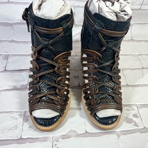 Freebird Wazee Sandals Size 5